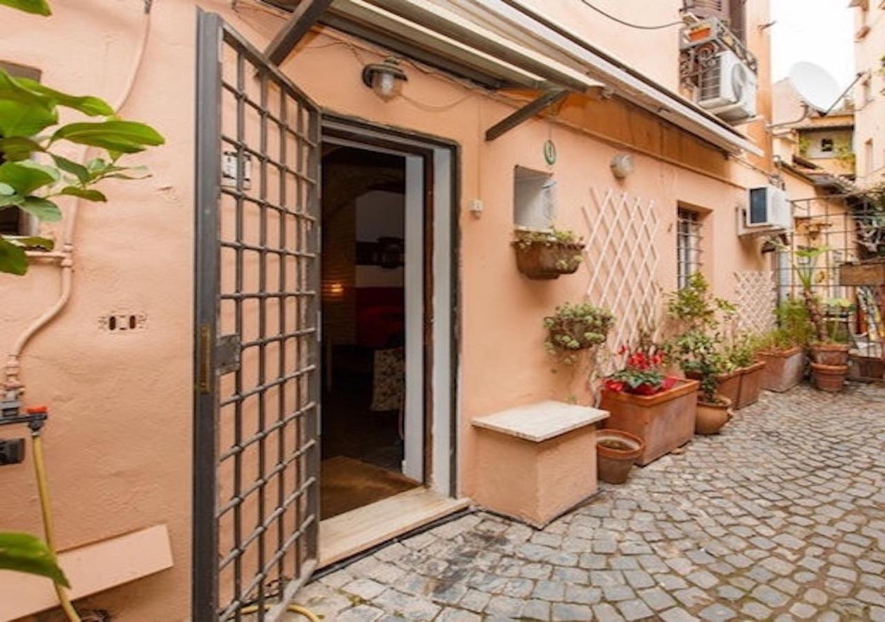 Independent With Garden - Bambin Gesu H - John Cabot Apartment Rome Exterior photo